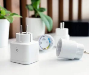 Smart Life-Compatible Switches and Plugs